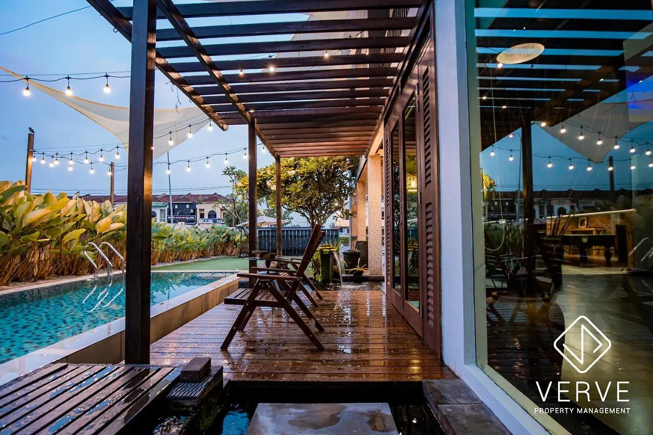 Ipoh 188 Private Pool Mansion By Verve 30 Pax Eech119 0*,