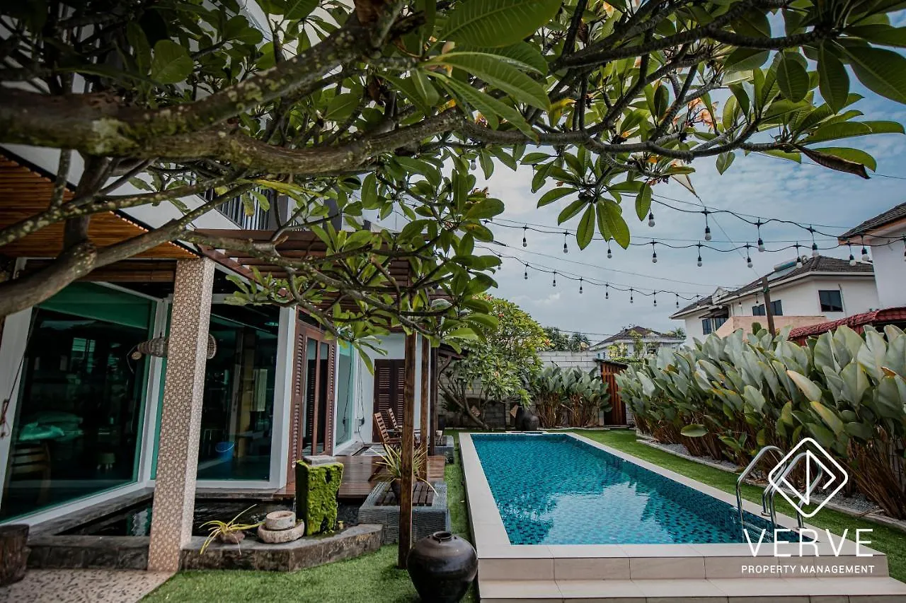 Villa Ipoh 188 Private Pool Mansion By Verve 30 Pax Eech119